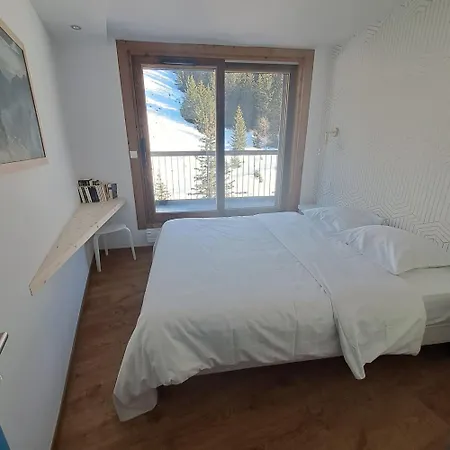 Apartment Croix-des-verdon Full Renovated - In And Out - 1650 With Covered Parking Courchevel
